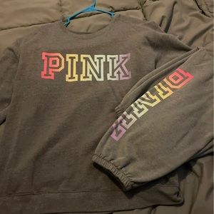 Woman’s Vs pink joggers an sweatshirt Xlarge